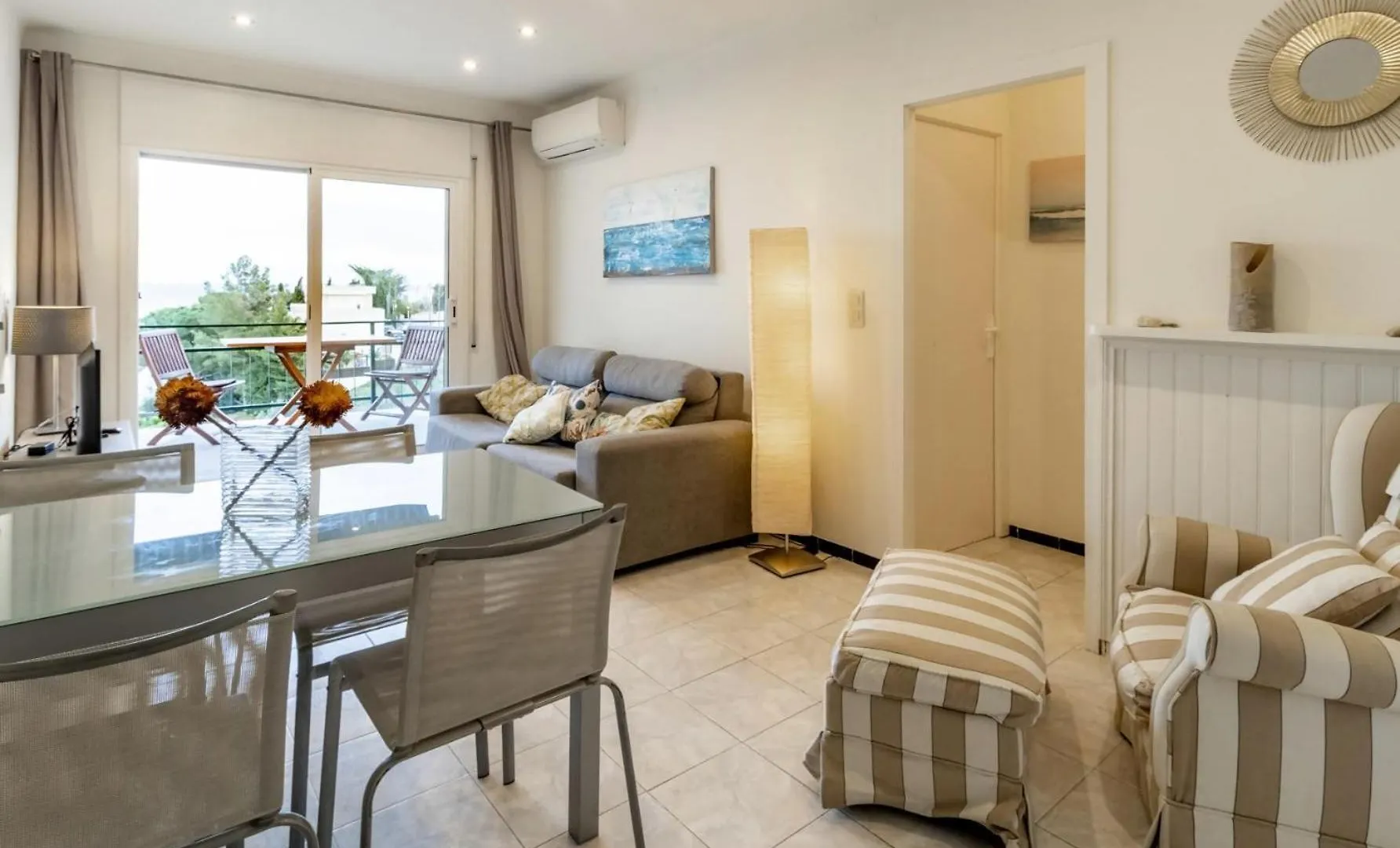 Les Tonyines 67 - Apartamento Con Vistas Y Terraza Llança