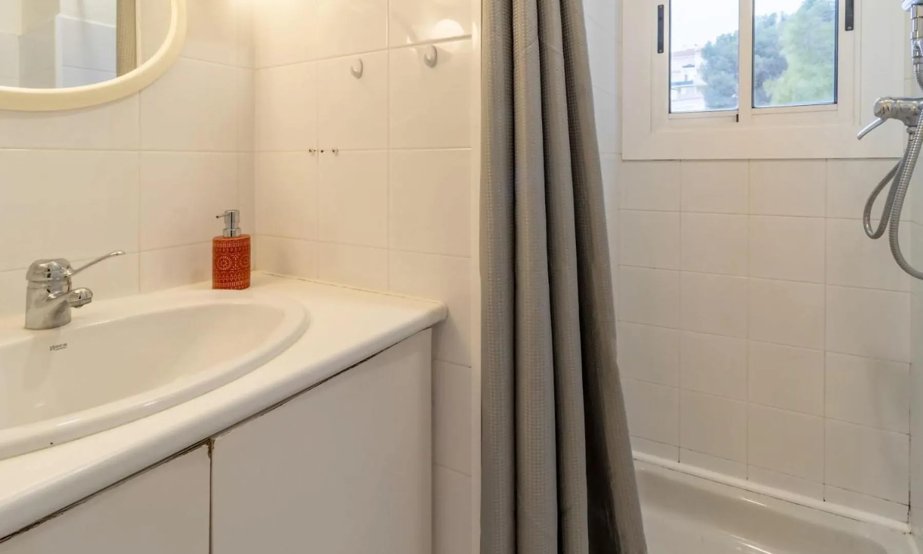 Les Tonyines 67 - Apartamento Con Vistas Y Terraza Llança 0*,  Hiszpania